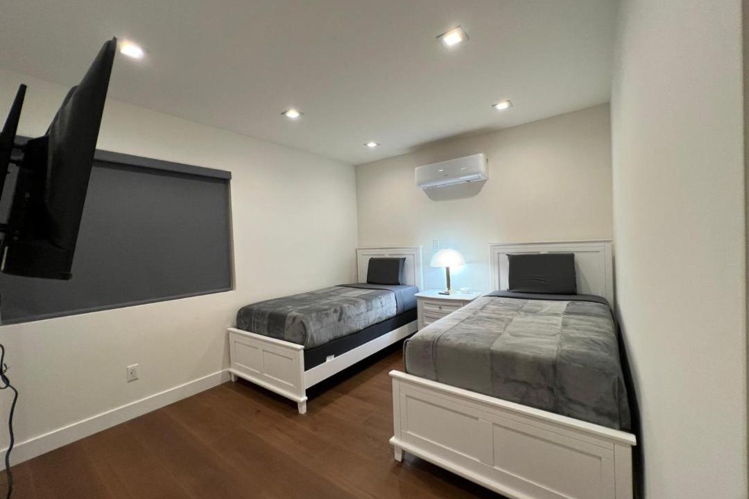 Photo of Bedroom in Pico - Robertson