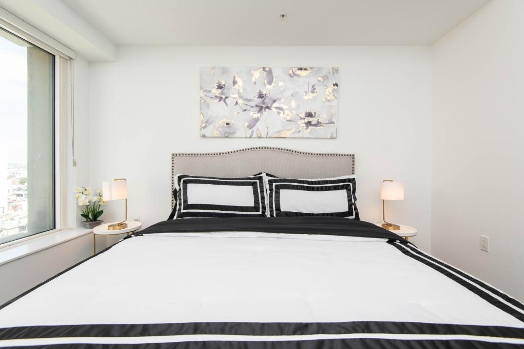 Photo of Bedroom in Downtown Los Angeles