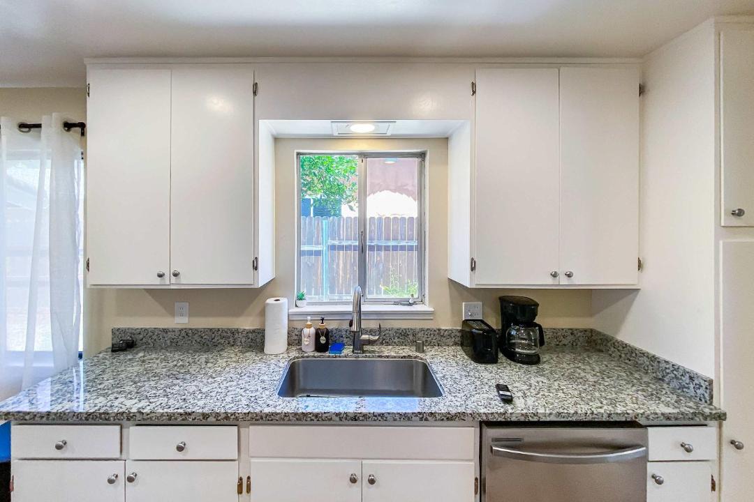 Photo of Kitchen in Foothill Farms