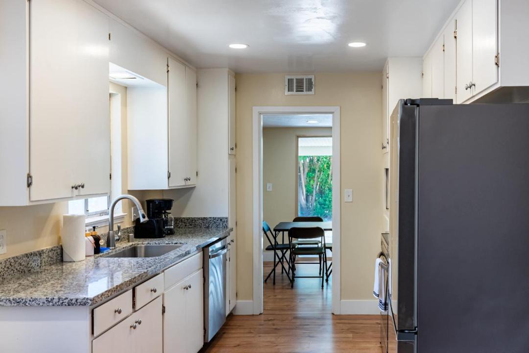 Photo of Kitchen in Foothill Farms