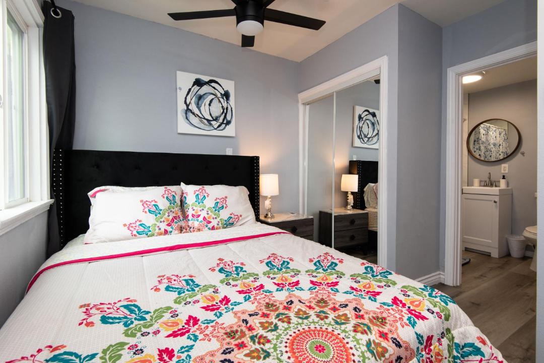 Photo of Bedroom in Los Angeles
