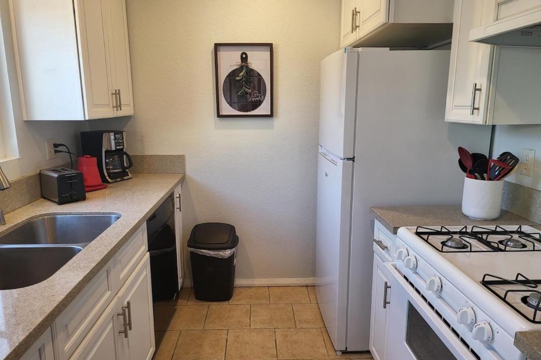 Photo of Kitchen in Circle Area