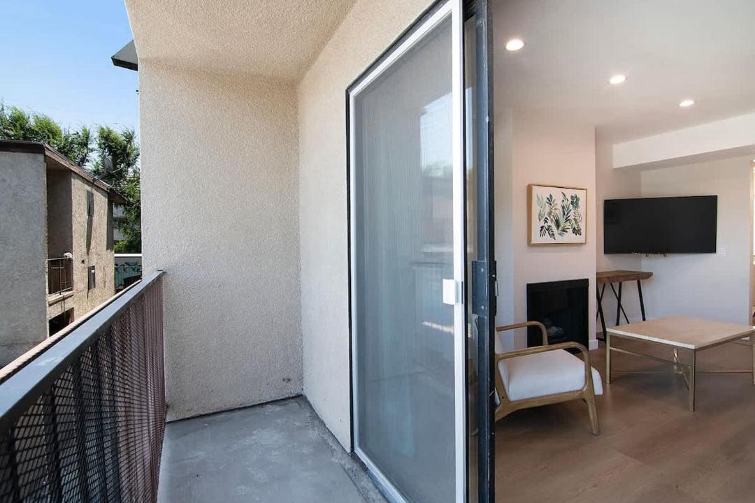 Photo of Patio Balcony in Van Nuys