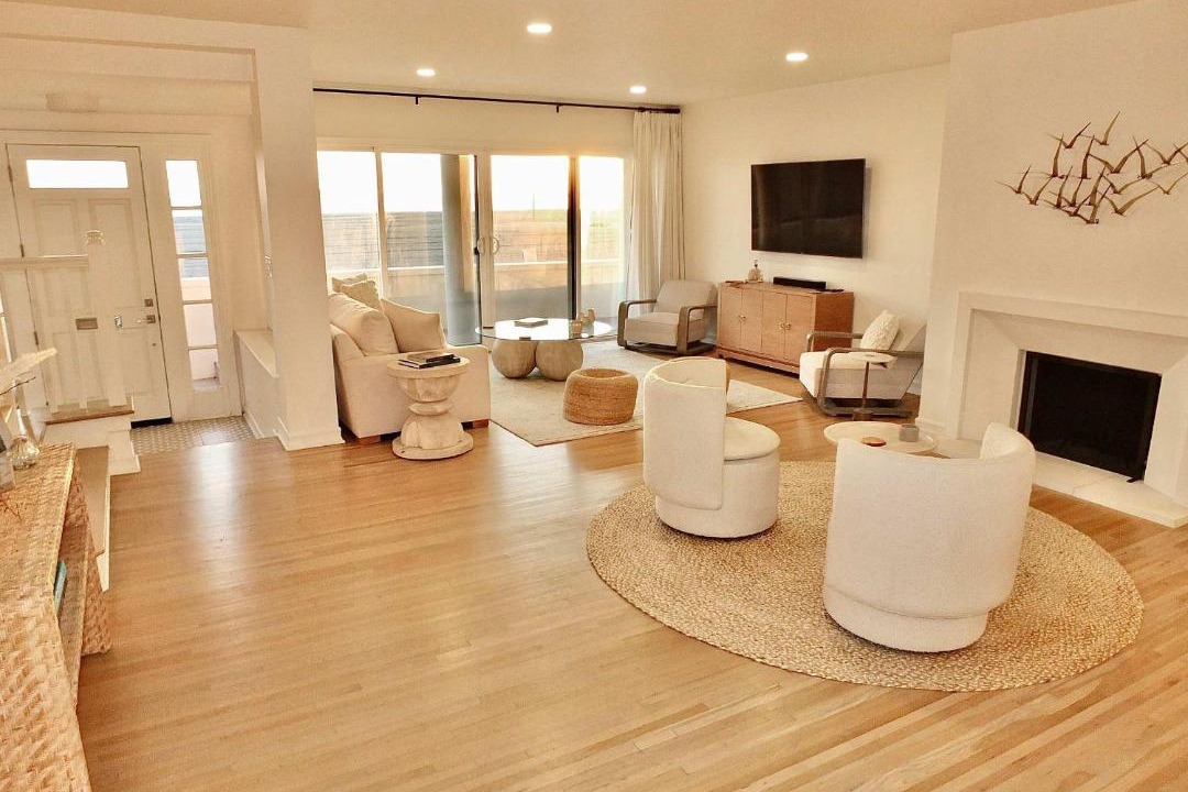 Photo of Livingroom in Peninsula