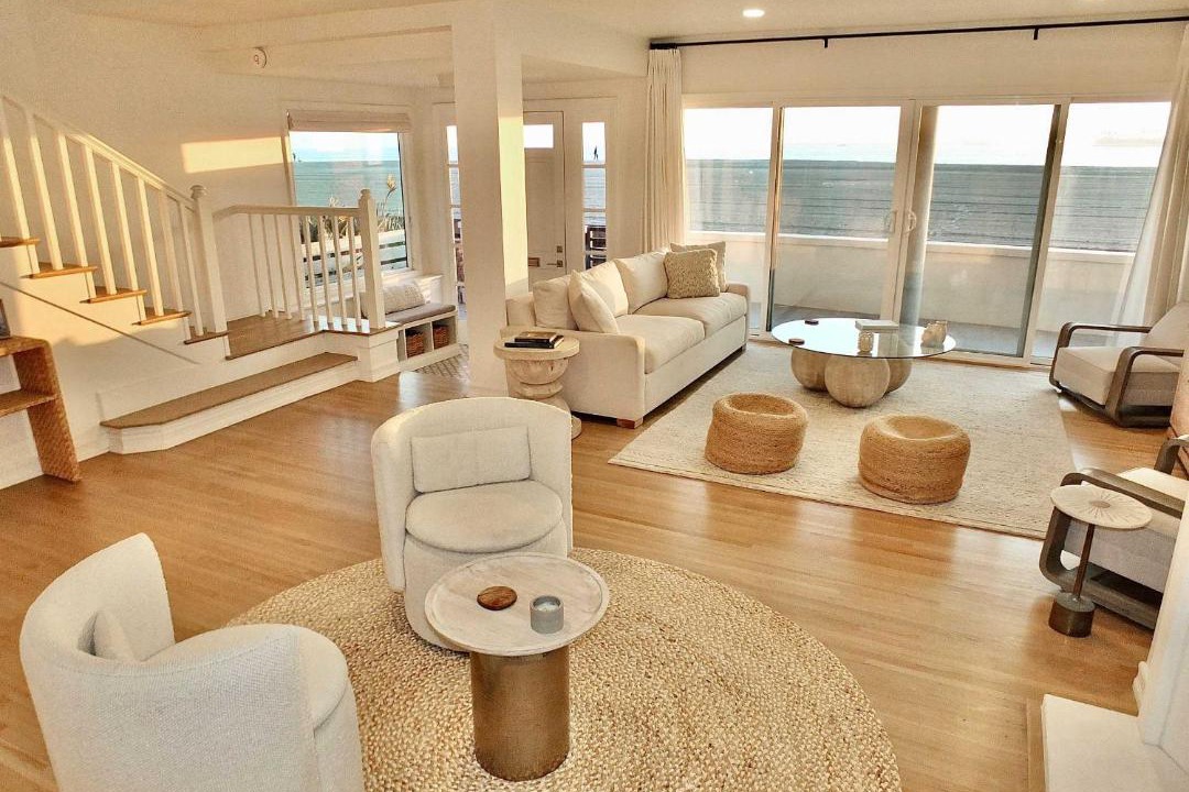 Photo of Livingroom in Peninsula