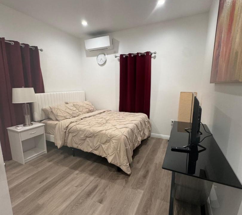 Photo of Bedroom in Canoga Park