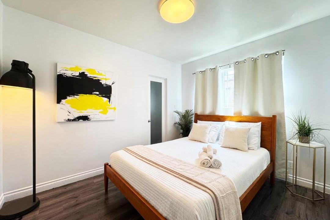Photo of Bedroom in Ladera Heights