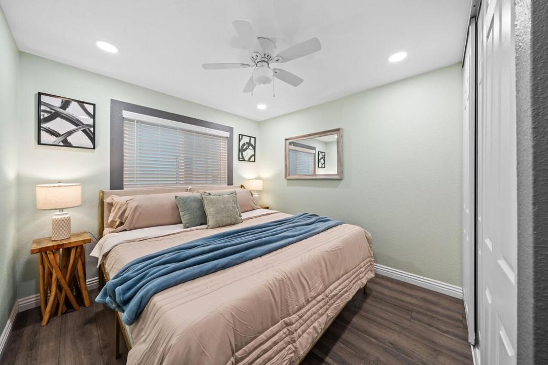 Photo of Bedroom in Mira Mesa
