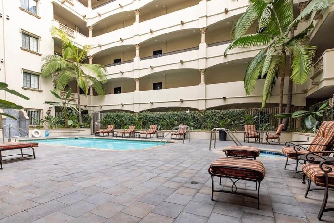 Photo of Patio Balcony in Koreatown