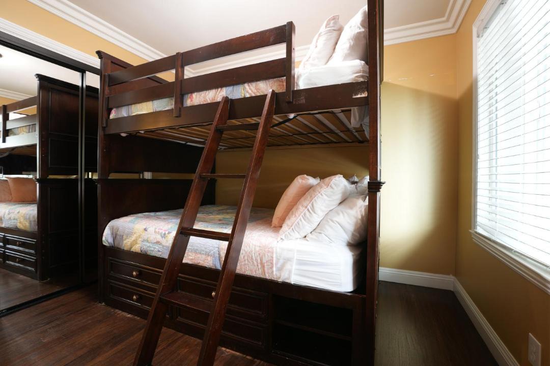 Photo of Bedroom in Hermosa Village
