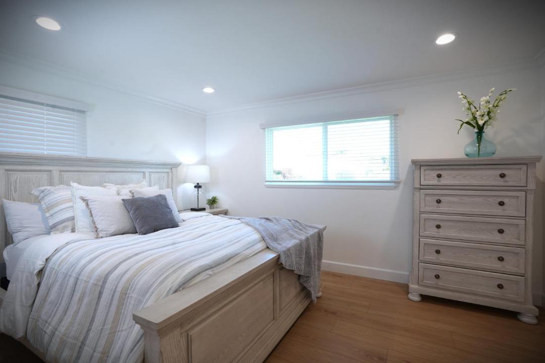 Photo of Bedroom in Orange