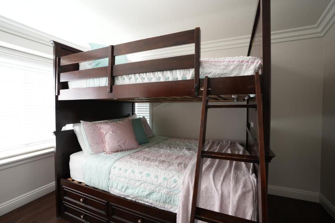 Photo of Bedroom in Hermosa Village