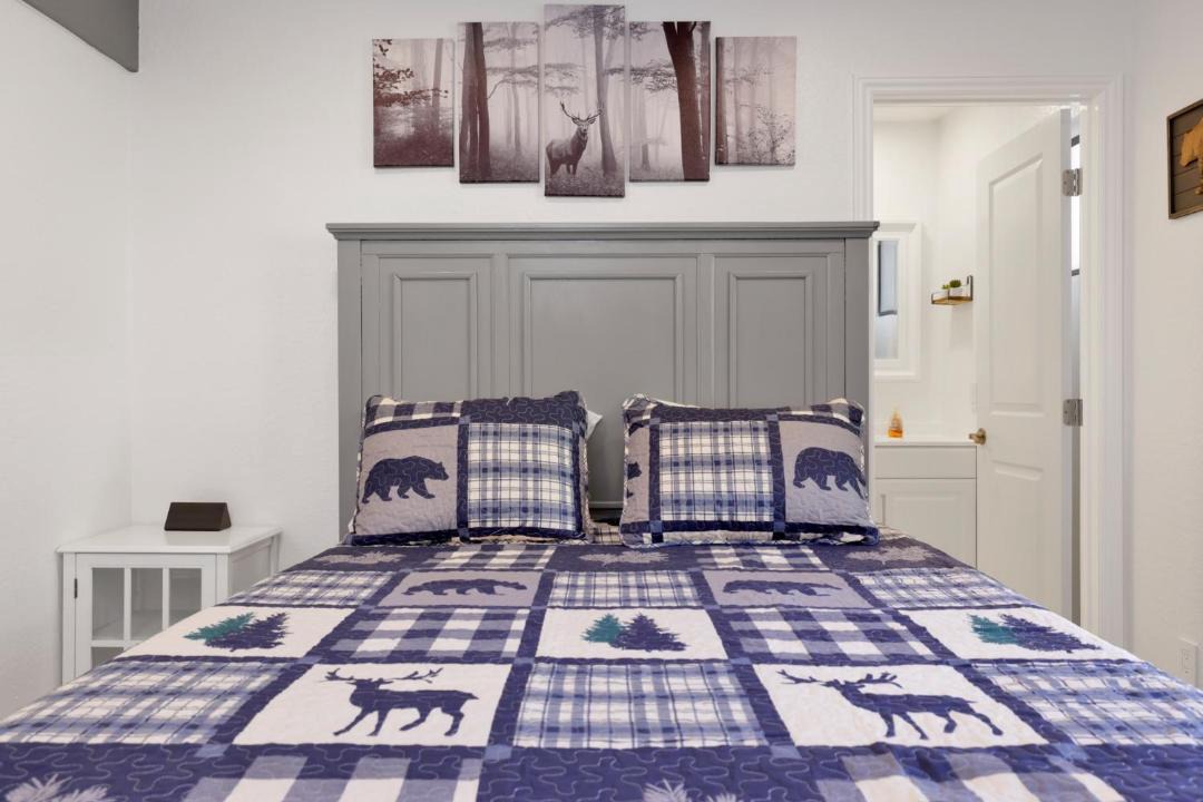 Photo of Bedroom in Boulder Bay