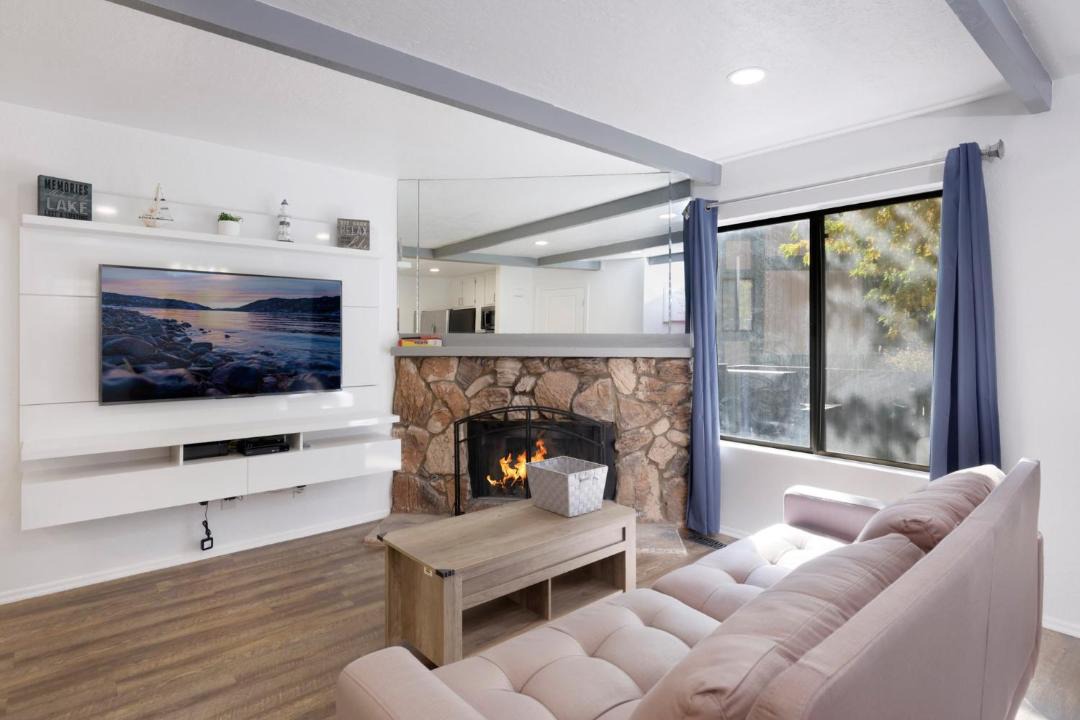 Photo of Livingroom in Boulder Bay