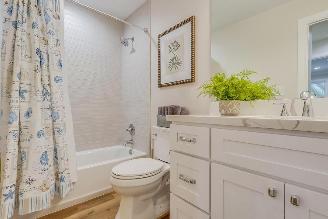 Photo of Bathroom in Orange
