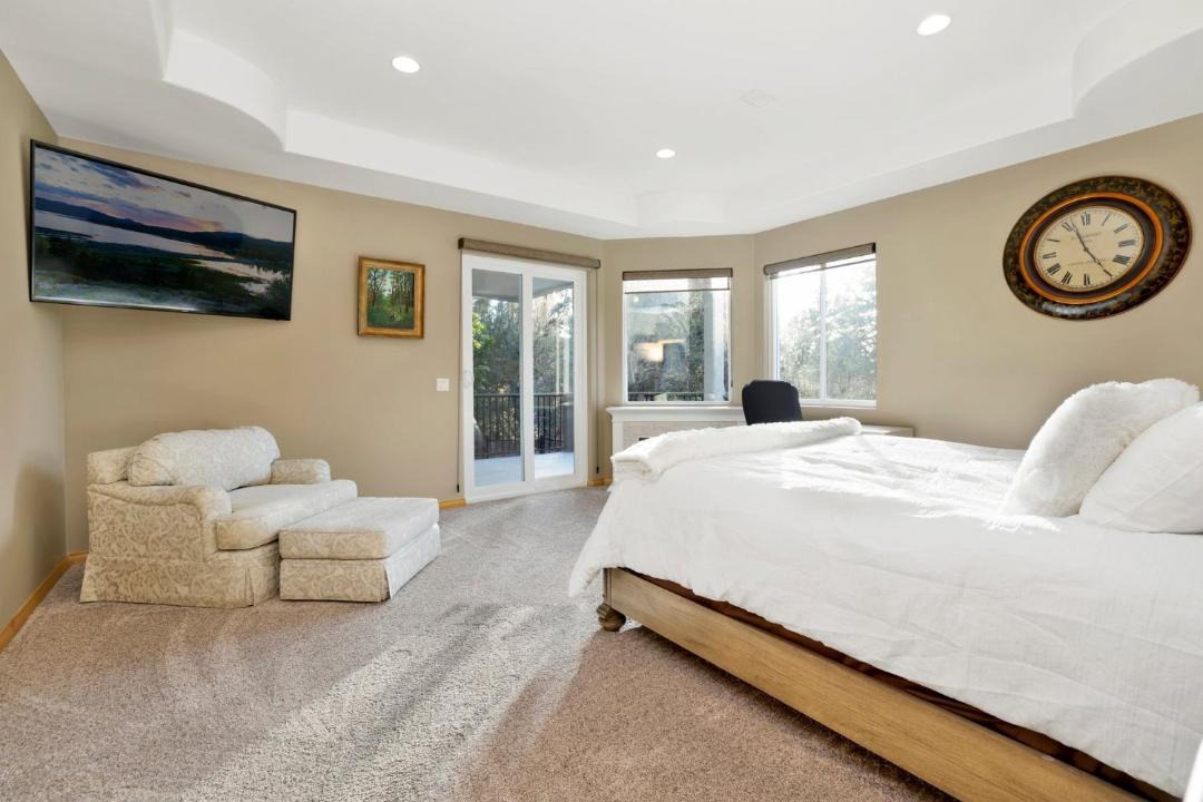 Photo of Bedroom in Castle Glen Estates