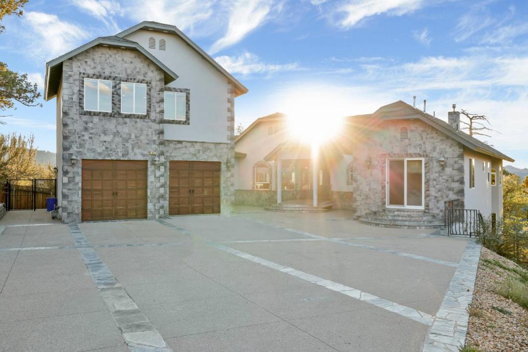 Photo of Others in Castle Glen Estates