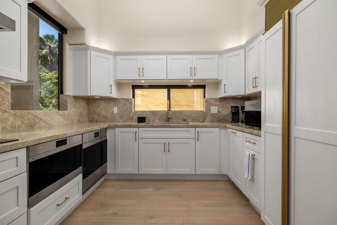 Photo of Kitchen in Beach Barber Tract