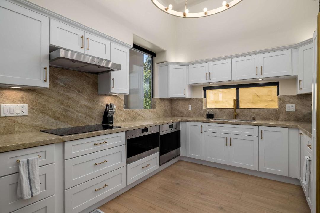Photo of Kitchen in Beach Barber Tract