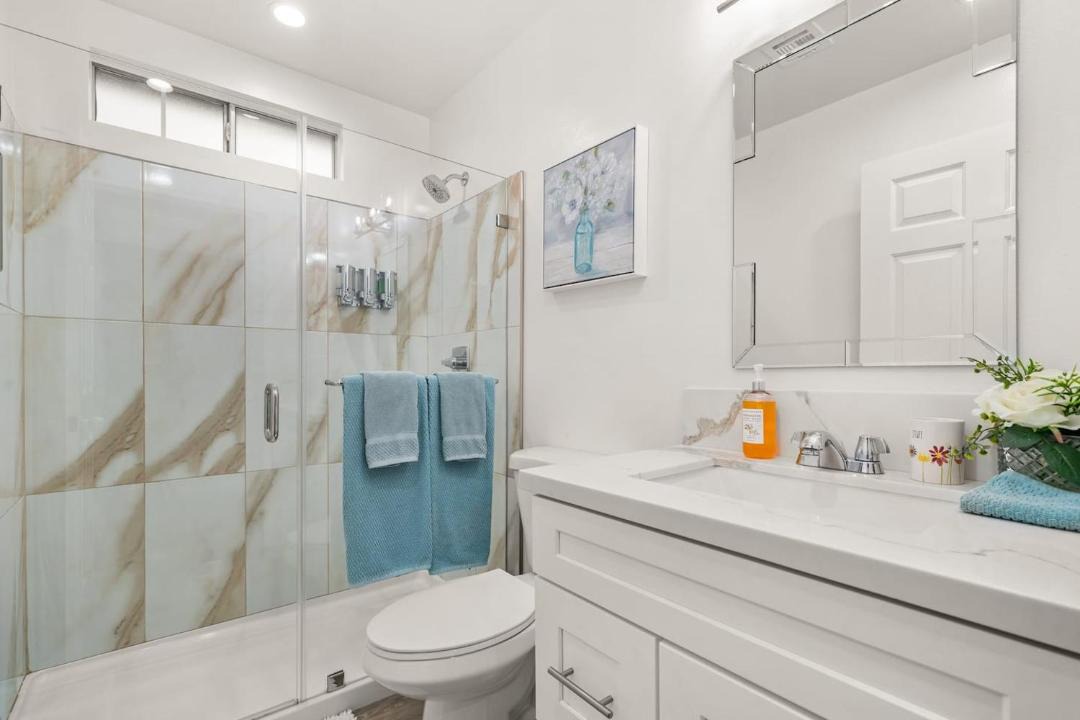 Photo of Bathroom in Los Angeles