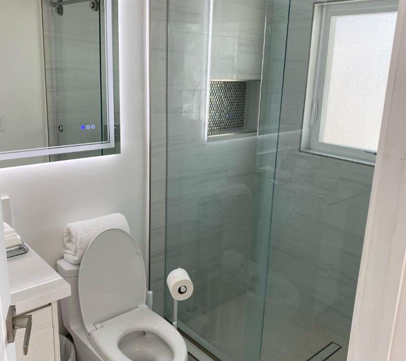 Photo of Bathroom in Santa Monica Canyon