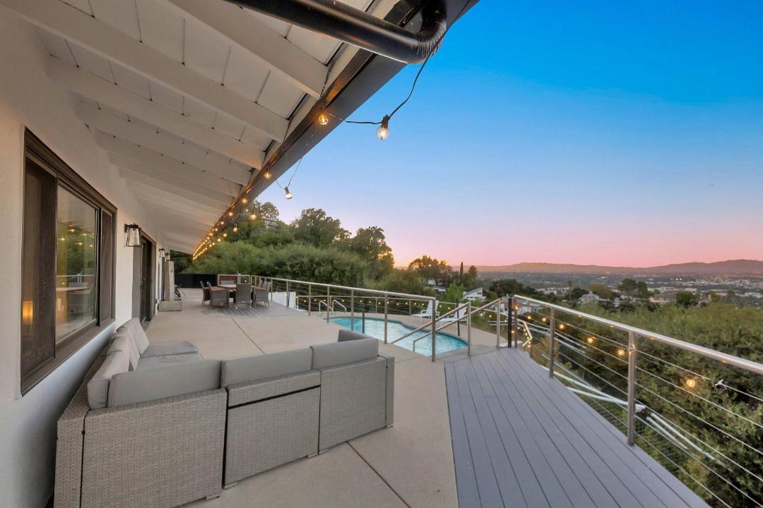 Photo of Patio Balcony in Los Angeles