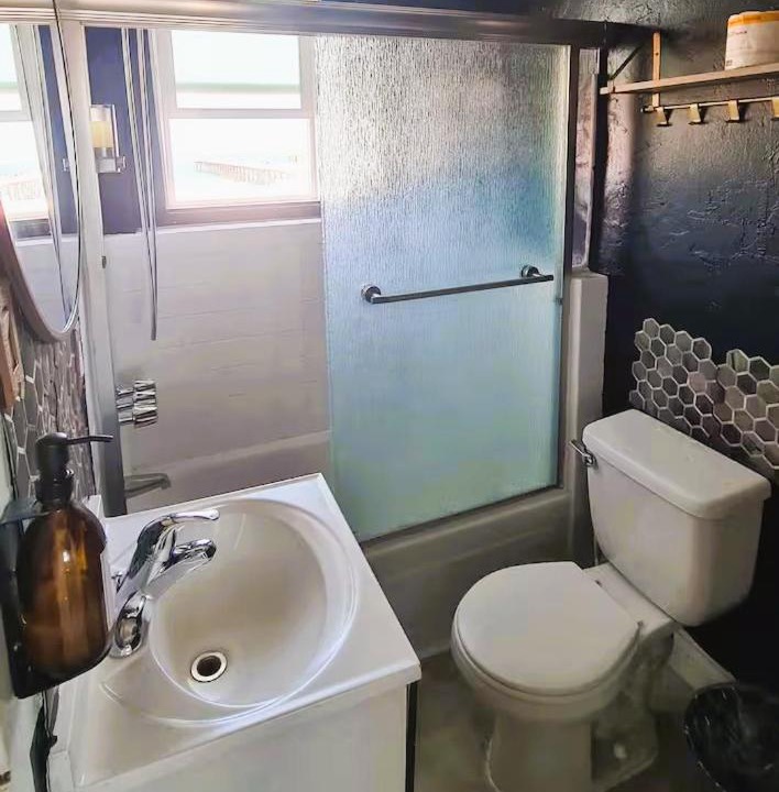 Photo of Bathroom in Hermosa Beach