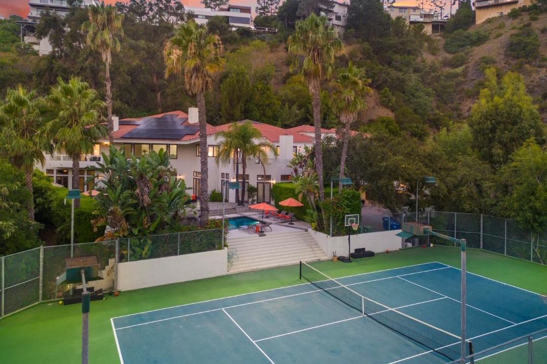 Photo of Others in Bel Air