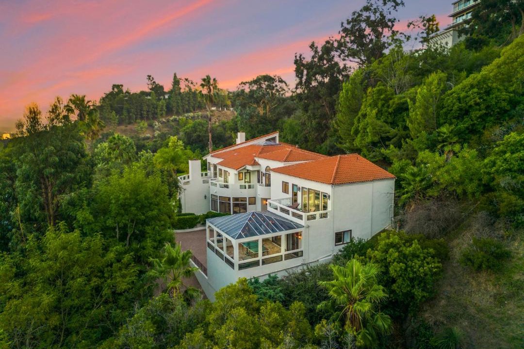 Photo of Others in Bel Air