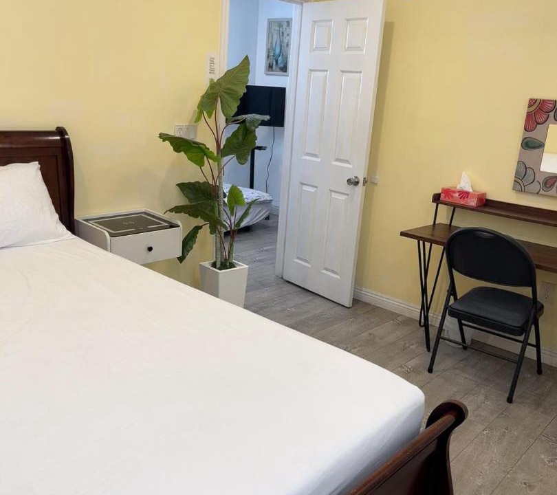 Photo of Bedroom in South San Gabriel
