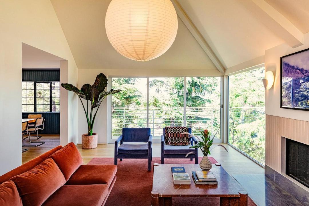Photo of Livingroom in Silver Lake