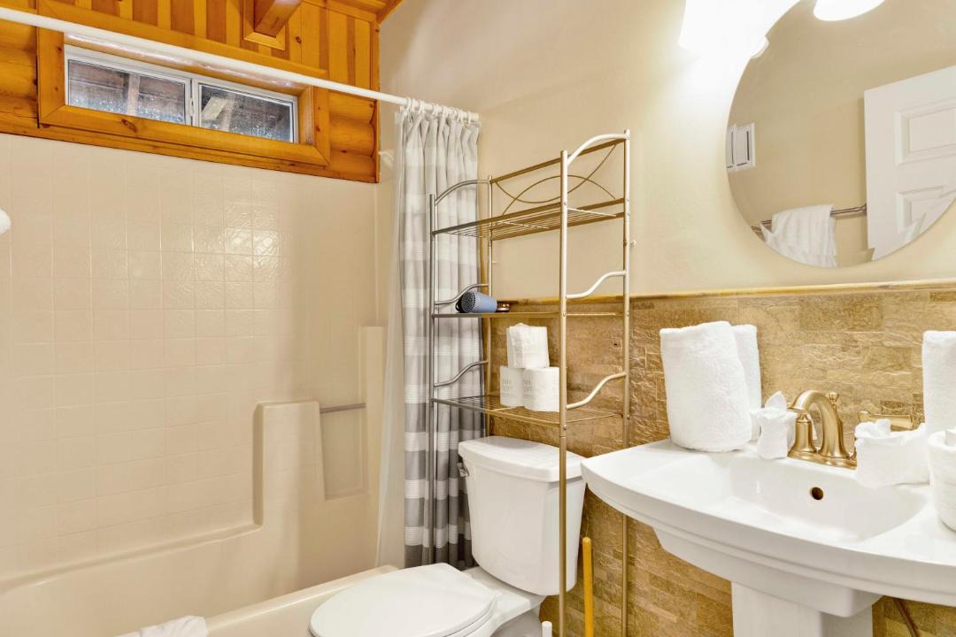 Photo of Bathroom in Eagle Mountain Estates