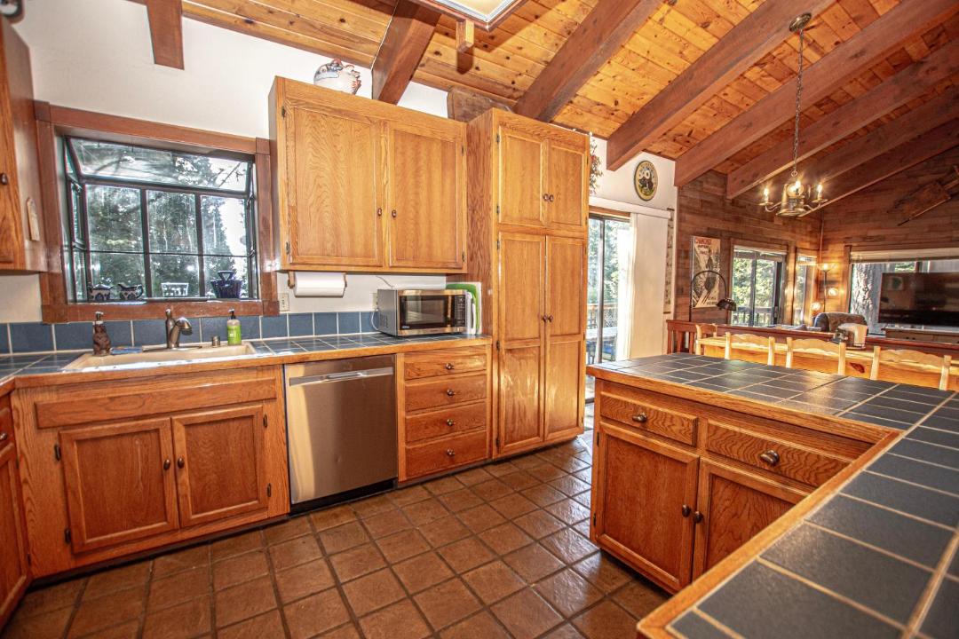 Photo of Kitchen in Tahoe Sierra Estates