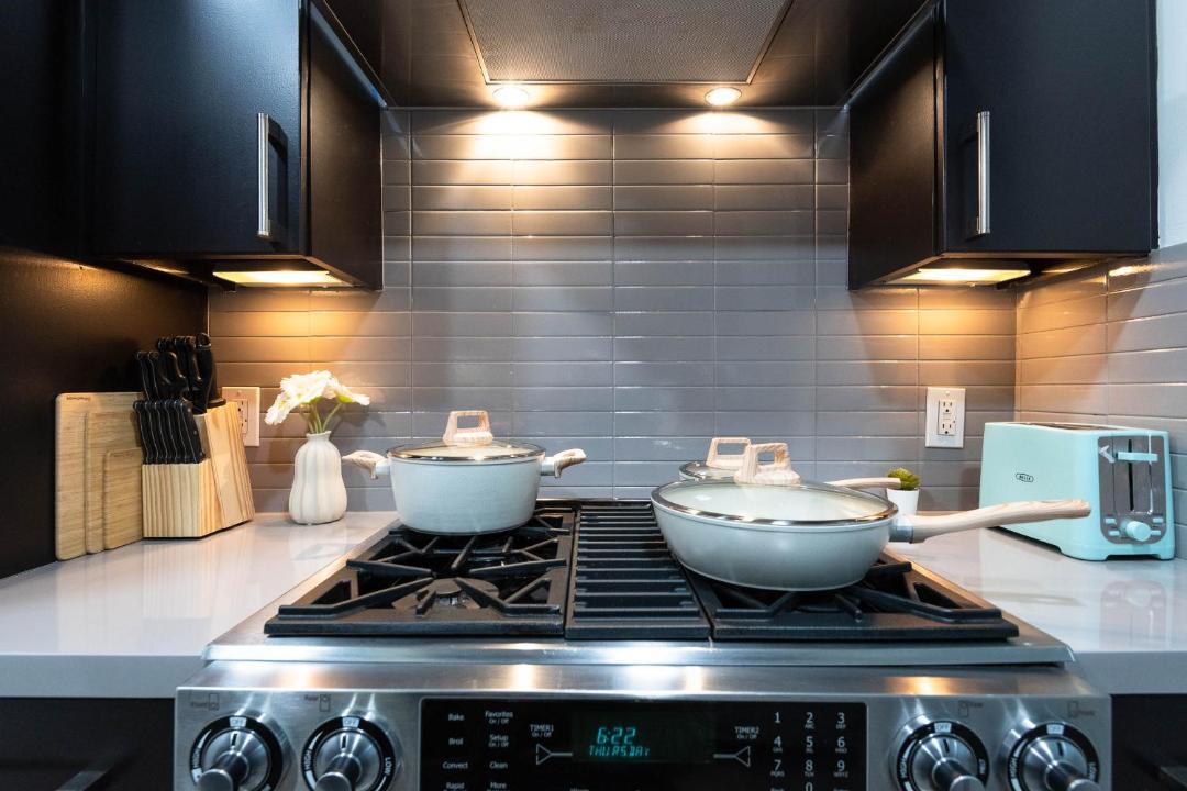 Photo of Kitchen in NoHo Arts District