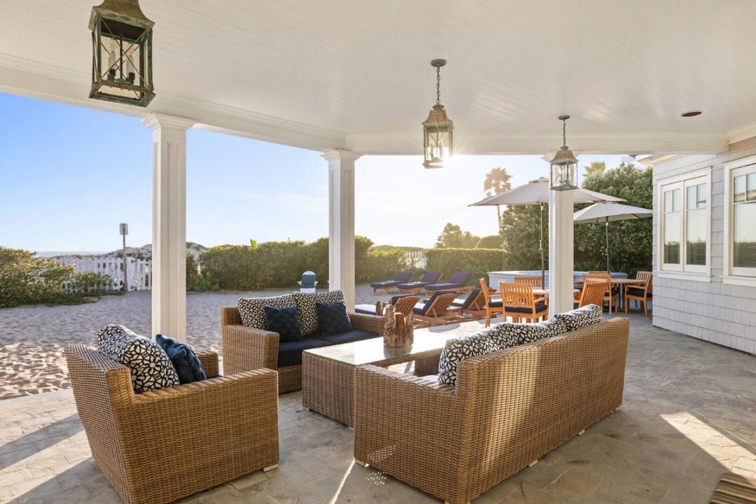 Photo of Patio Balcony in Western Malibu