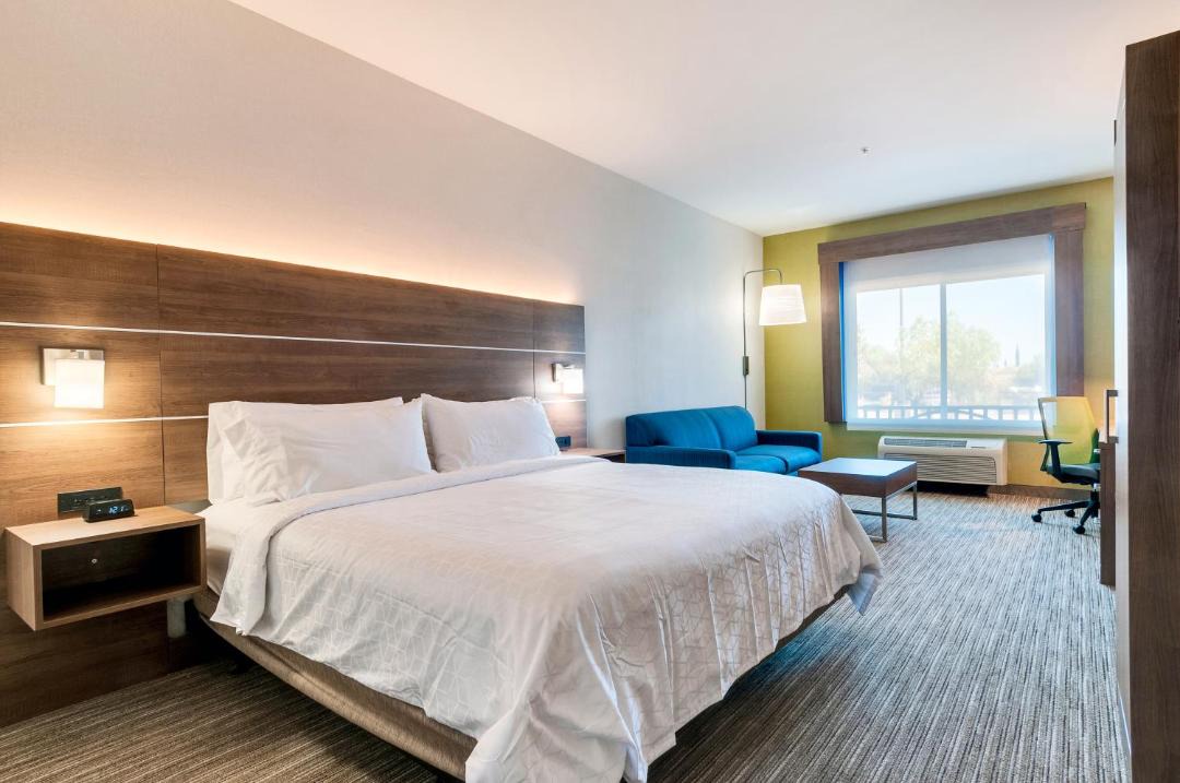 Photo of Bedroom in Banning