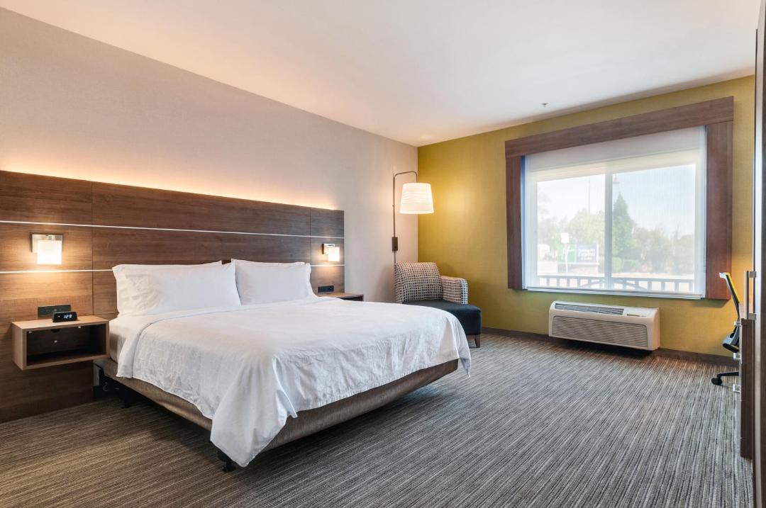 Photo of Bedroom in Banning