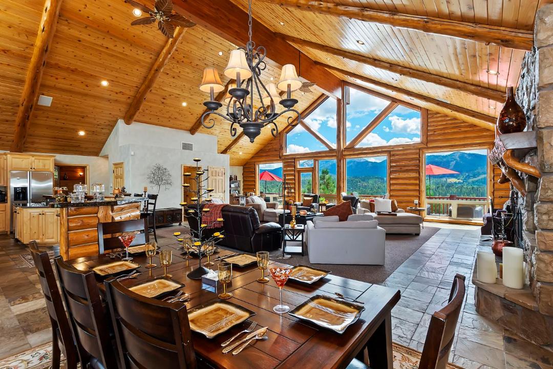 Photo of Kitchen in Castle Glen Estates