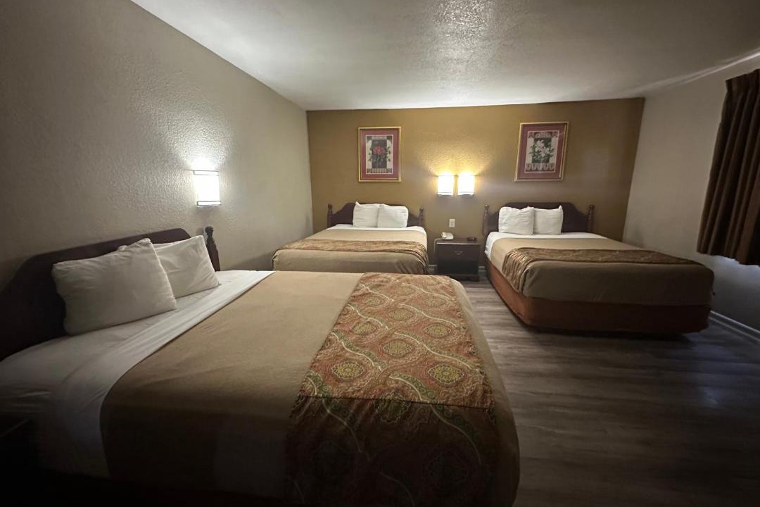 Photo of Bedroom in Barstow