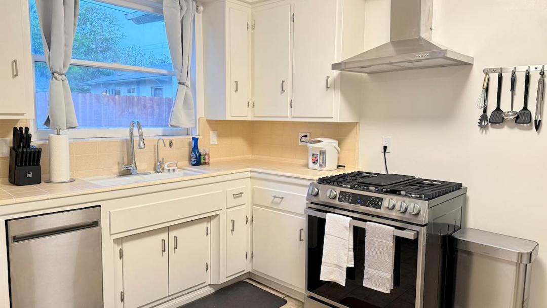 Photo of Kitchen in Lamanda Park