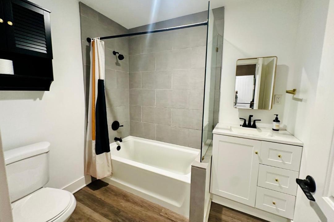 Photo of Bathroom in Park Mesa Heights