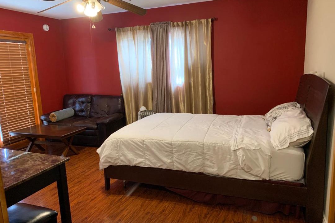 Photo of Bedroom in Woodland Hills