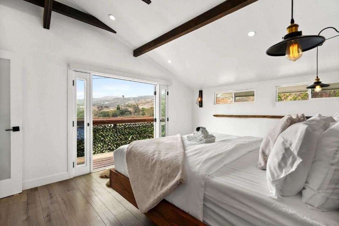 Photo of Bedroom in Pacific Palisades