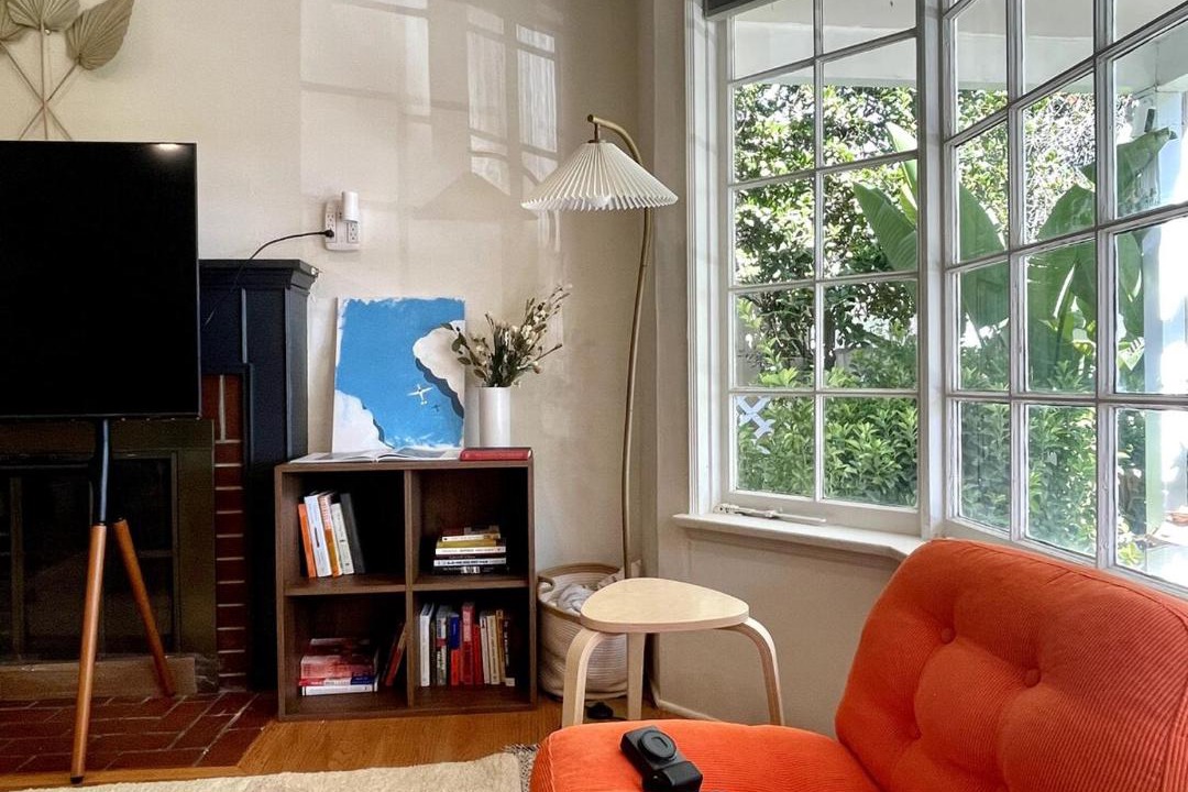 Photo of Livingroom in North Central