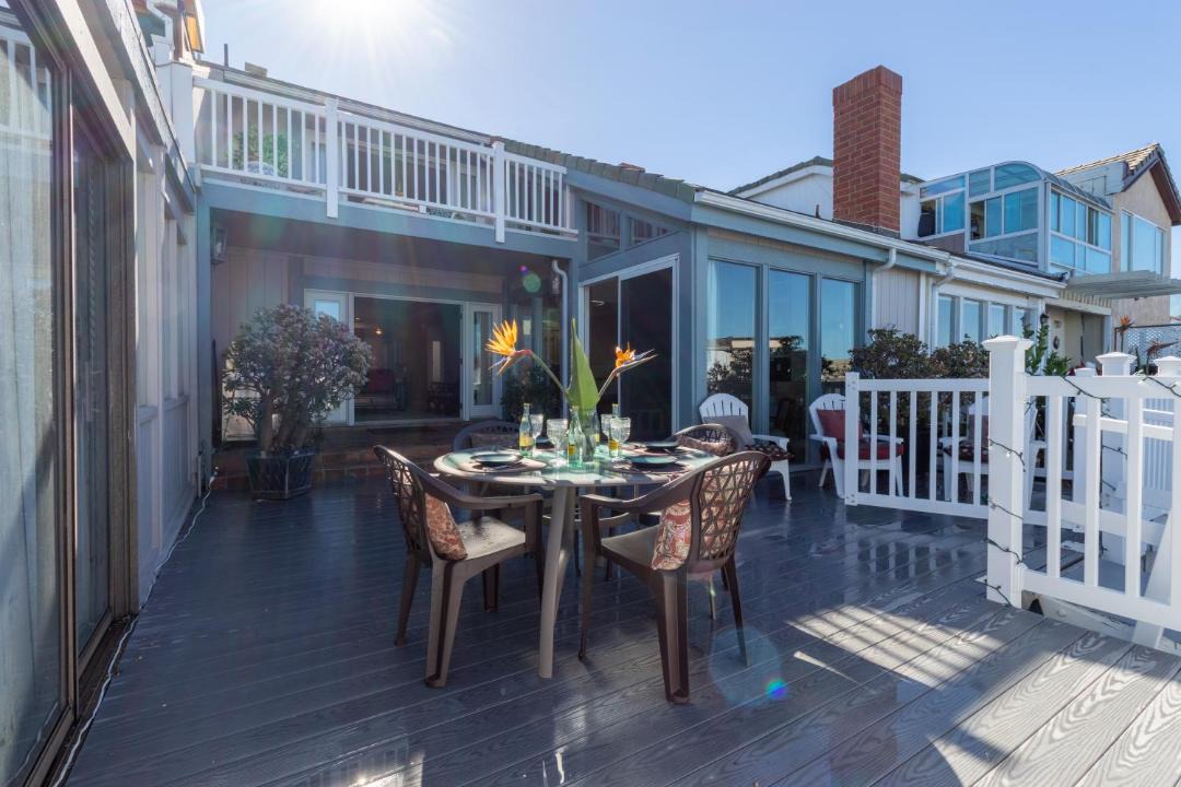 Photo of Patio Balcony in Channel Islands