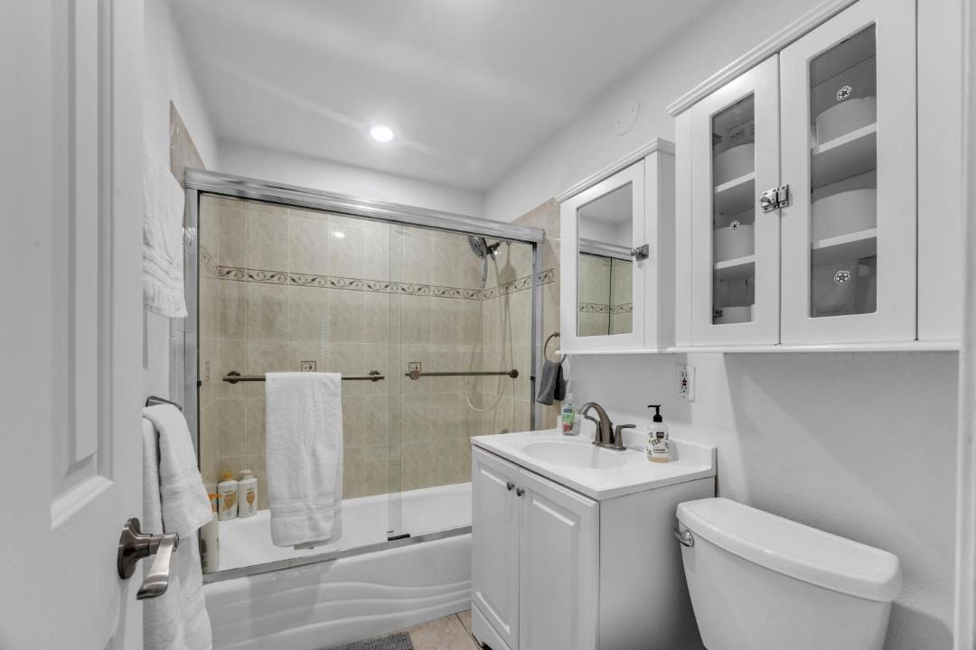 Photo of Bathroom in Midway City