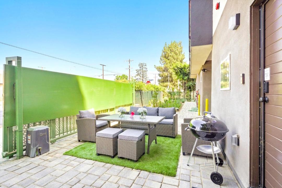 Photo of Patio Balcony in North Hills East
