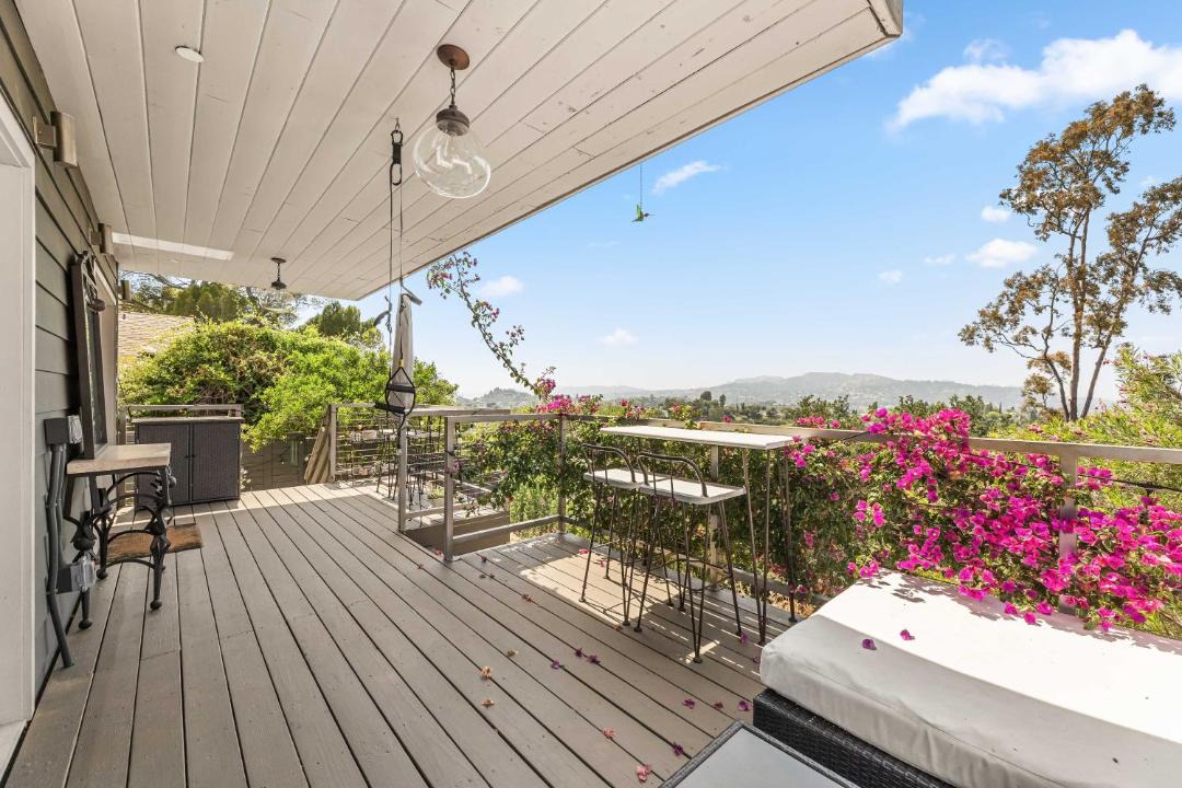 Photo of Patio Balcony in Elysian Heights