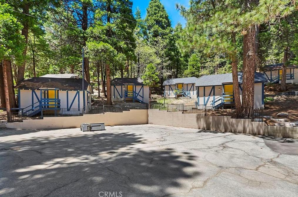 Photo of Others in Lake Arrowhead