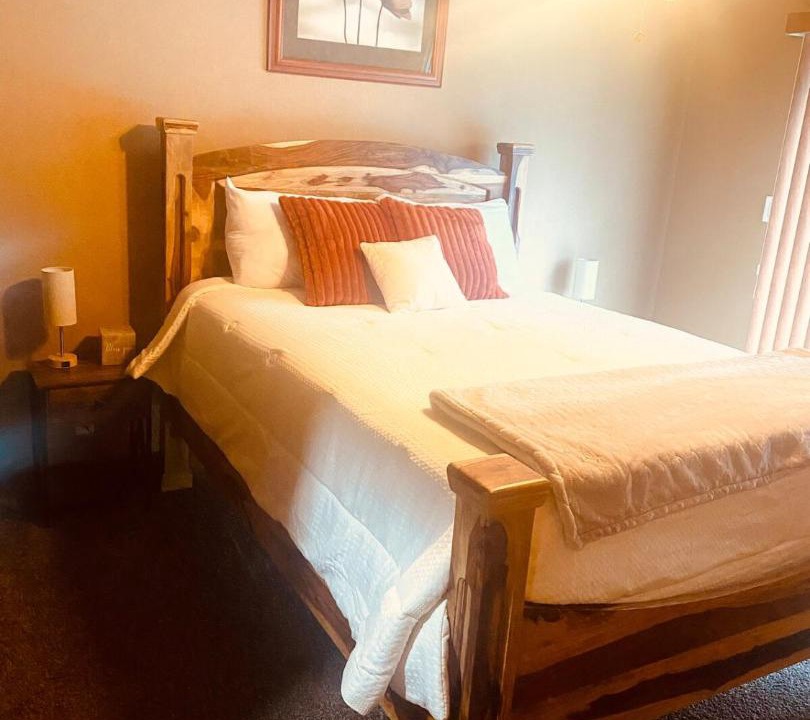 Photo of Bedroom in Oroville East